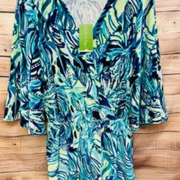 Lilly Pulitzer Viviana Romper Green Navy Armadilly Tropical Velvet size S NWT - Picture 1 of 3